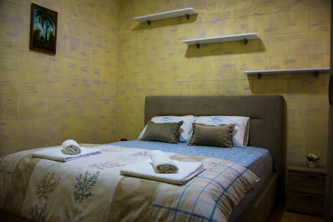 Apartman Dijana Kotor Exteriör bild
